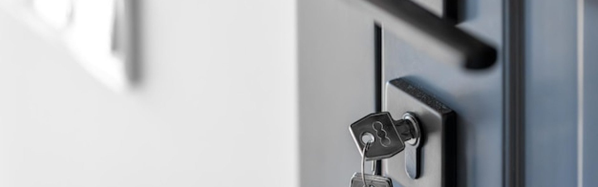 Quand faire appel à un serrurier : dépannage, changement ou installation