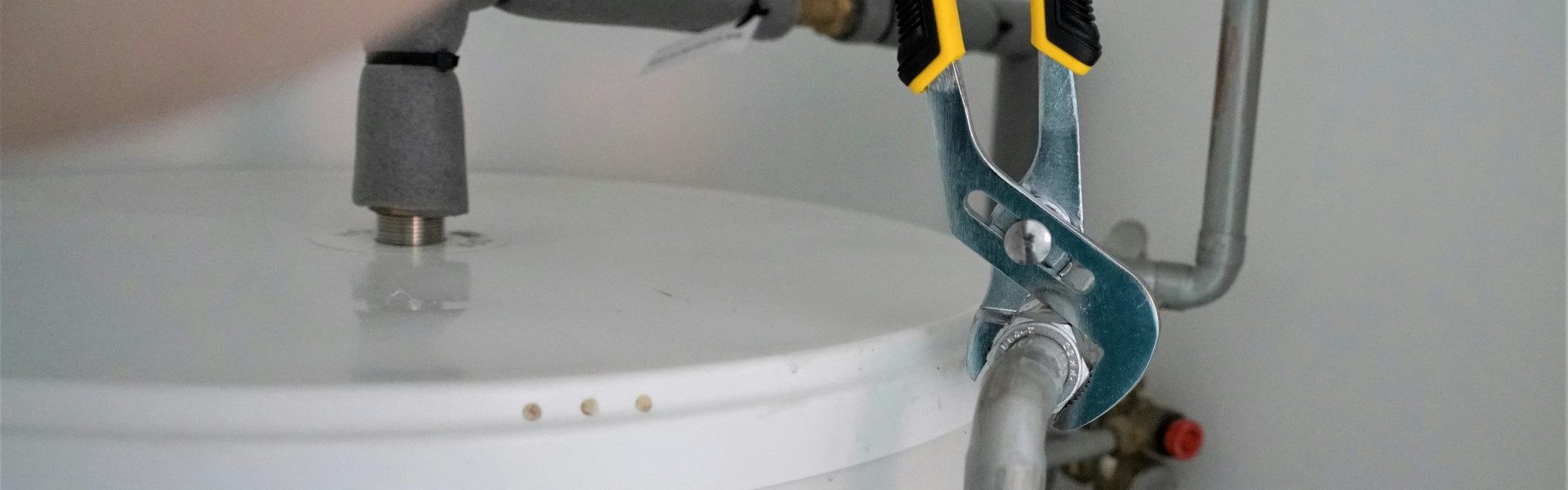 Pourquoi choisir un artisan plombier de proximité dans les Hauts-de-Seine ?