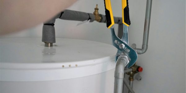 Pourquoi choisir un artisan plombier de proximité dans les Hauts-de-Seine ?